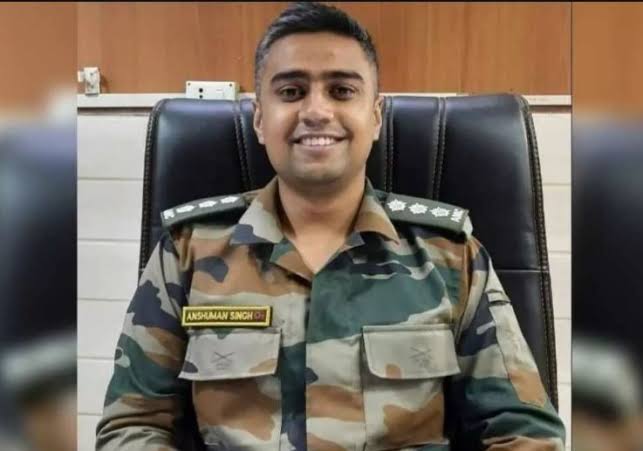 ग्लेशियर में भारतीय सेना के कई टेंट में लगी आग, हादसे में कैप्टन अंशुमान सिंह हुए शहीद
