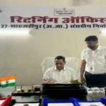 Shahjahanpur : जिला निर्वाचन अधिकारी ने लोकसभा सामान्य निर्वाचन एवं ददरौल विधानसभा उप निर्वाचन की अधिसूचना की जारी