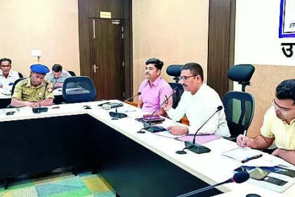 Kanpur News: मतदाता जागरूकता अभियान और घाटों की सफाई 12 अप्रैल से होगी शुरू