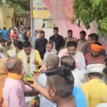 Hardoi News: ज्येष्ठ माह के तीसरे मंगलवार को रिद्धि सिद्धि कल्याण समिति द्वारा किया गया विशाल भंडारे का आयोजन