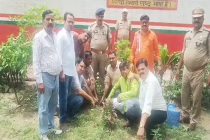 Shahjahanpur: जिला कारागार में पौधरोपण कर किया जागरूक