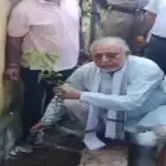 वित्त मंत्री सुरेश कुमार खन्ना सहित जनप्रतिनिधियों एवं अधिकारियों ने जनपद के कई स्थानों पर किया वृक्षारोपण