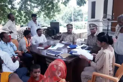Hardoi News: थाना दिवस में आईं कुल 25 शिकायतें, केवल 01 शिकायत हुई निस्तारित