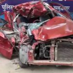 नोएडा में ट्रैक्टर ने कार में मारी टक्कर, कार के उड़े परखच्चे, सड़क हादसे में 4 दोस्तों की मौत