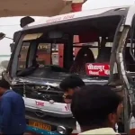 सीतापुर: तेज रफ्तार ट्रक ने ओवरटेक करते हुए यात्रियों से भरी बस को मारी टक्कर, बस चालक समेत 4 घायल