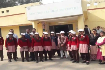 Hardoi News: छात्राओं को करायी गयी एक्सपोजर विजिट