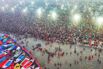 प्रयागराज: महाकुंभ में PVVNL की अनोखी पहल, हो रही प्रशंसा