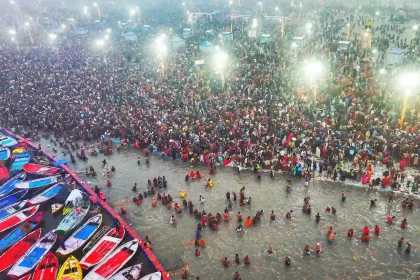 प्रयागराज: महाकुंभ में PVVNL की अनोखी पहल, हो रही प्रशंसा