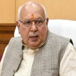 बाथरूम में फिसले कृषि मंत्री, पैर टूटा