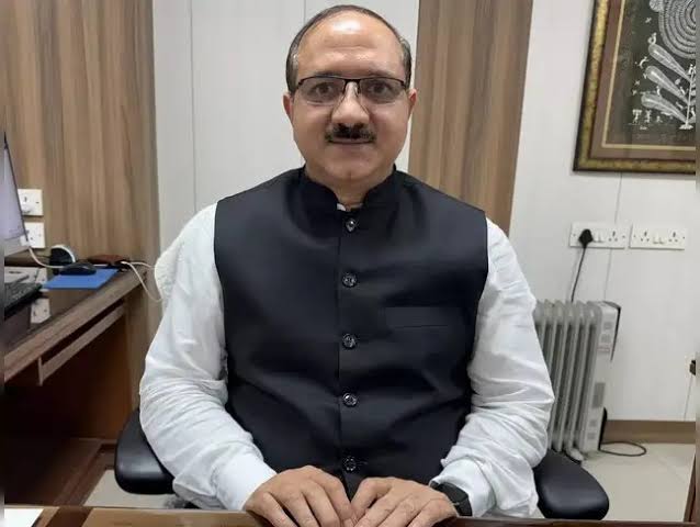 IAS भुवनेश कुमार 1995 बने UIDAI के नए सीईओ