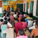 हरदोई: भारतीय किसान यूनियन क्रांति के जिला अध्यक्ष ने की किसानों के साथ बैठक