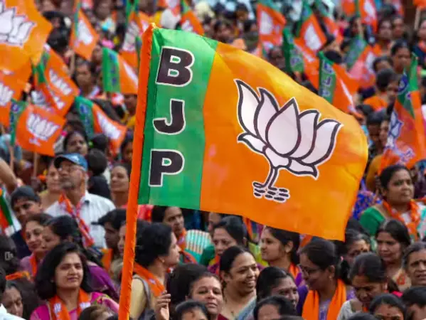 खत्म हुआ इंतजार, यूपी में BJP ने अपने जिलाध्यक्षों के नाम का किया ऐलान, देखें लिस्ट