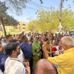 Lucknow News: बिजली कर्मियों के आवासीय कालोनी में स्मार्ट मीटर लगाने का जबर्दस्त विरोध
