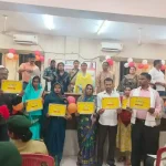 Hardoi News: प्रदेश सरकार के 8 वर्ष और केंद्र सरकार के 10 वर्ष पूरे होने पर तहसील सभागार में वितरित किए गए प्रशस्ति पत्र