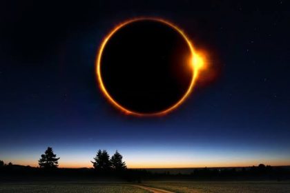 Surya Grahan 2025: आज साल 2025 का पहला सूर्य ग्रहण, जानें भारत में दिखेगा या नहीं