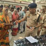 हरदोई पुलिस की बड़ी कामयाबी: सर्विलांस सेल ने बरामद किए 20 लाख कीमत के 100 गुमशुदा मोबाइल