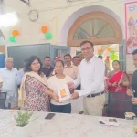 Shahjahanpur News: राजकीय इंटर कॉलेज में 300 छात्र /छात्राओं ने श्रीमद् भागवत गीता प्रतियोगिता में किया प्रतिभाग