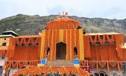 शुभ मुहूर्त में खुले भगवान बद्रीनाथ के कपाट, आस्था और भक्ति का उमड़ा सैलाब