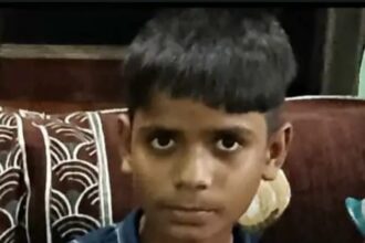बरेली : बुलडोजर दिखते ही सामान बटोरने लगे दुकानदार, बीडीए ने सील किया मैरिज होम