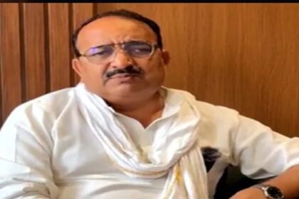 यूपी की योगी सराकर में मंत्री और रायबरेली से राहुल गांधी के खिलाफ भाजपा से लड़ने वाले दिनेश प्रताप सिंह को हुआ ब्रेन हैमरेज, लखनऊ के मेदांता अस्पताल में चल रहा इलाज