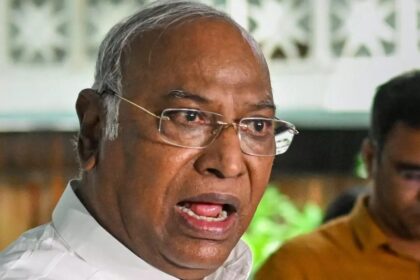 कांग्रेस कार्यकर्ताओं ने मल्लिकार्जुन खरगे को लिखा पत्र, सुधार नहीं हुआ तो आत्मदाह कर लेंगे