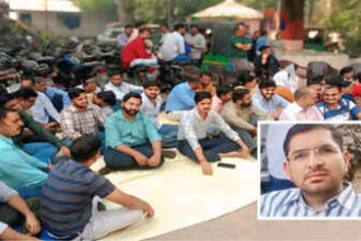 यूपी पुलिस के एनकाउंटर का सच! 20 गोली मारकर लाते हैं, लिखवाते हैं एक...धरने पर बैठे सरकारी डॉक्‍टर