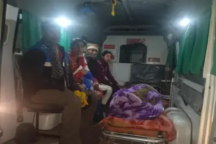 Hardoi News: निर्मला देवी इंटर कॉलेज के निकट भगवन्तपुर मोड़ पर वृद्ध महिला को बाईक ने मारी टक्कर, तीन घायल….