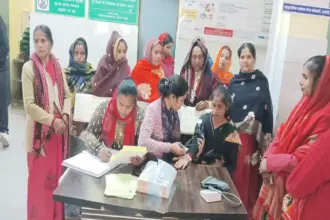 Hardoi News: सामुदायिक स्वास्थ्य केंद्र कोथावा पर महिला नसबंदी शिविर में 40 महिलाओं ने कराई नसबंदी