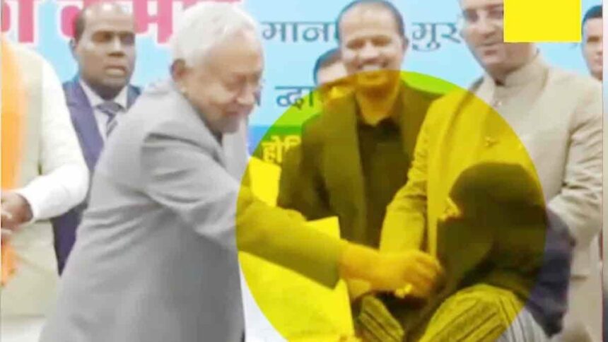 बिहार मुख्यमंत्री नीतीश कुमार ने मंच पर मुस्लिम महिला डॉक्टर के चेहरे से खींचा हिजाब, RJD ने साधा निशाना…