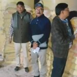 गेहूं का घटिया आटा सफेद पाउडर मिलाकर बन रहा था, 20 लाख का माल जब्त; फैक्ट्री सील और मालिक भागा…