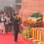 संसद हमले की बरसी में मारे गए जवानों को पीएम मोदी, राहुल गांधी समेत इन नेताओं ने दी श्रद्धांजलि…