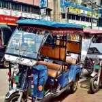 ई-रिक्शा चालकों की हरदोई शहर में अब नहीं चलेगी मनमानी, ई-रिक्शा के मार्ग और किराये को किया गया निर्धारित